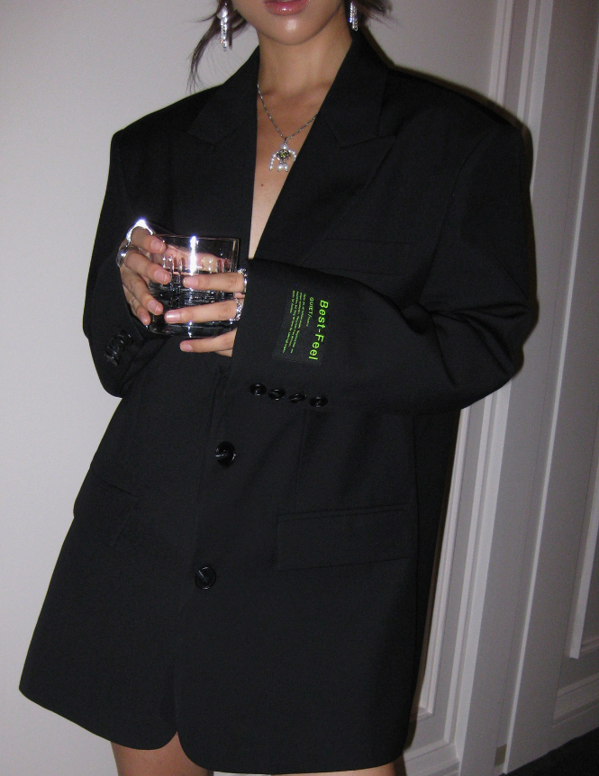 Loose Vintage Suit Image 4