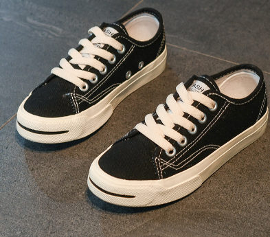 Canvas Shoes Image 4