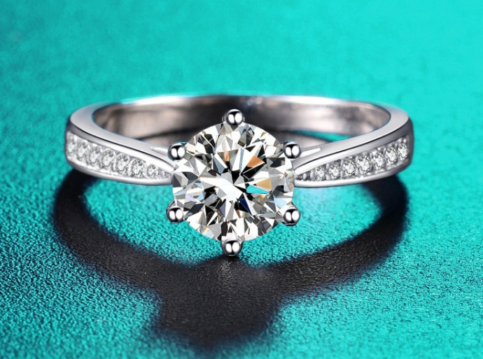 Moissanite Ring Image 3