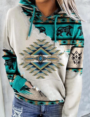 Women's Sweater Image 3