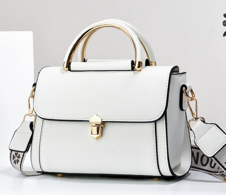 Crossbody Bag 3