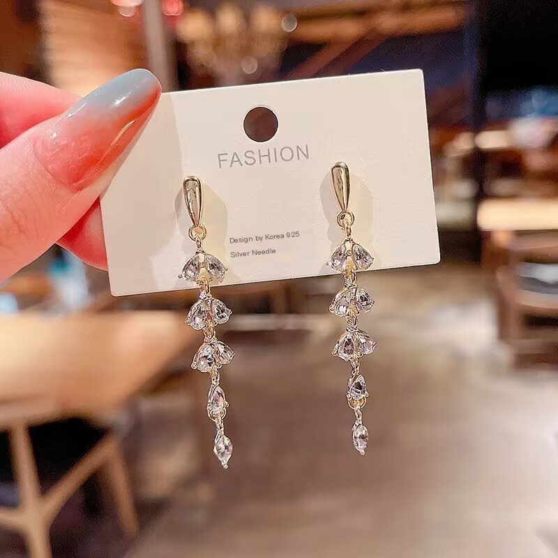 Earring Image 3
