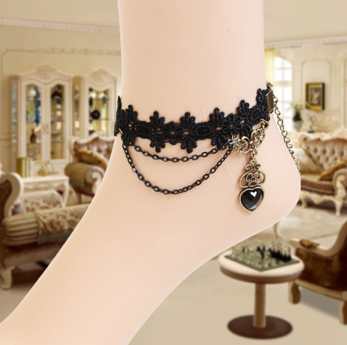 European Gothic Palace Retro Peach Heart Women's Feet Chains