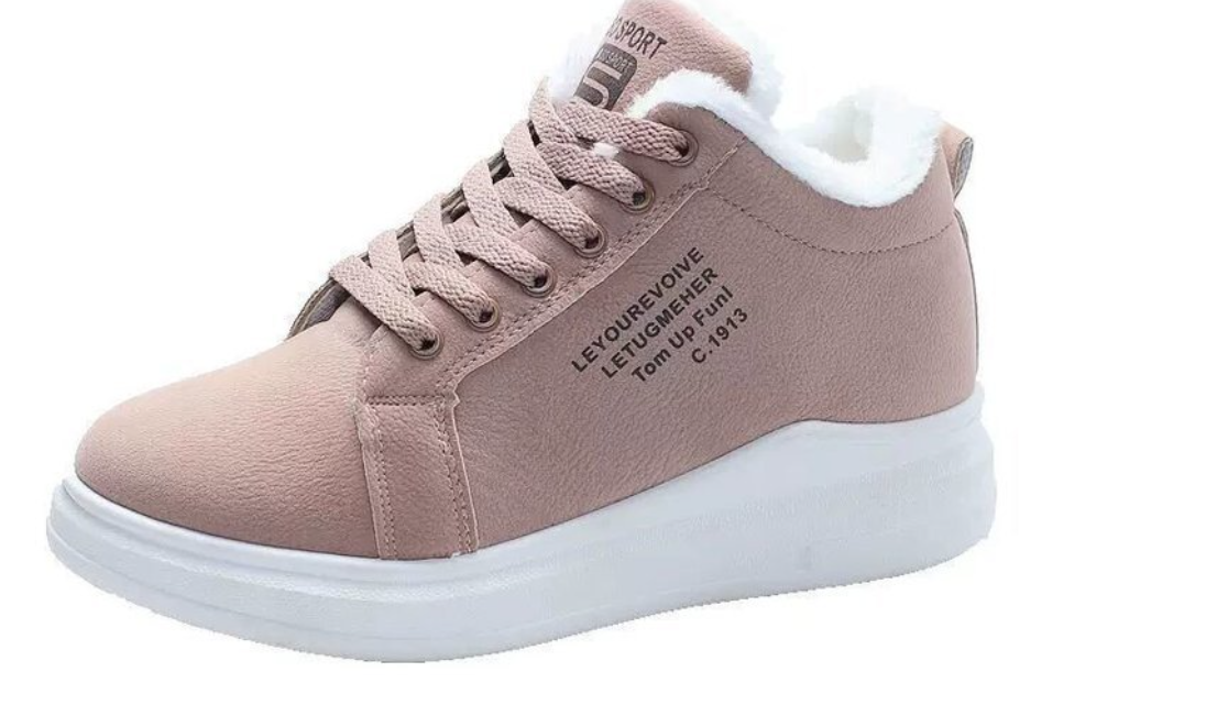 Sneaker Image 4