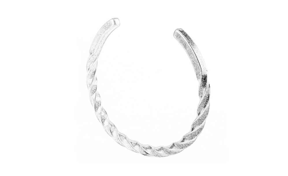 3.5 square twisted wire bracelet