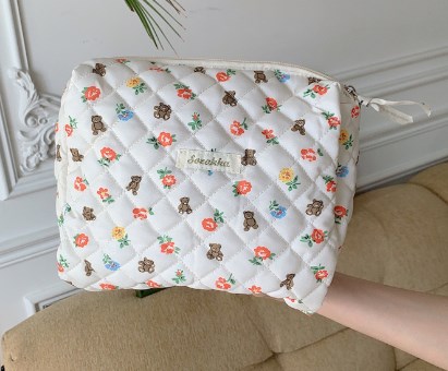 Korean Quilted Cosmetic Storage Bag