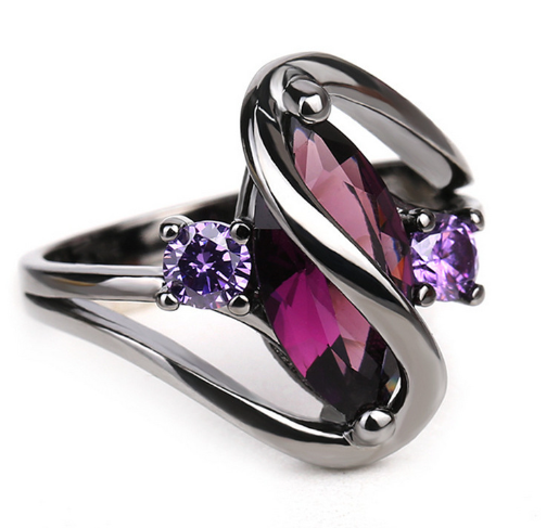 Blue Sapphire Marquise Ring Image 1