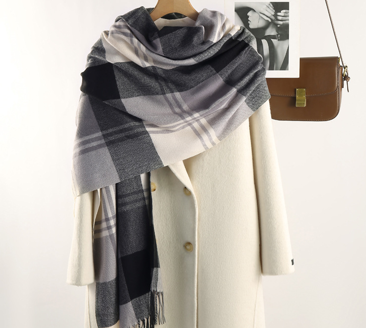 Manta Cecília Scarf Image 4