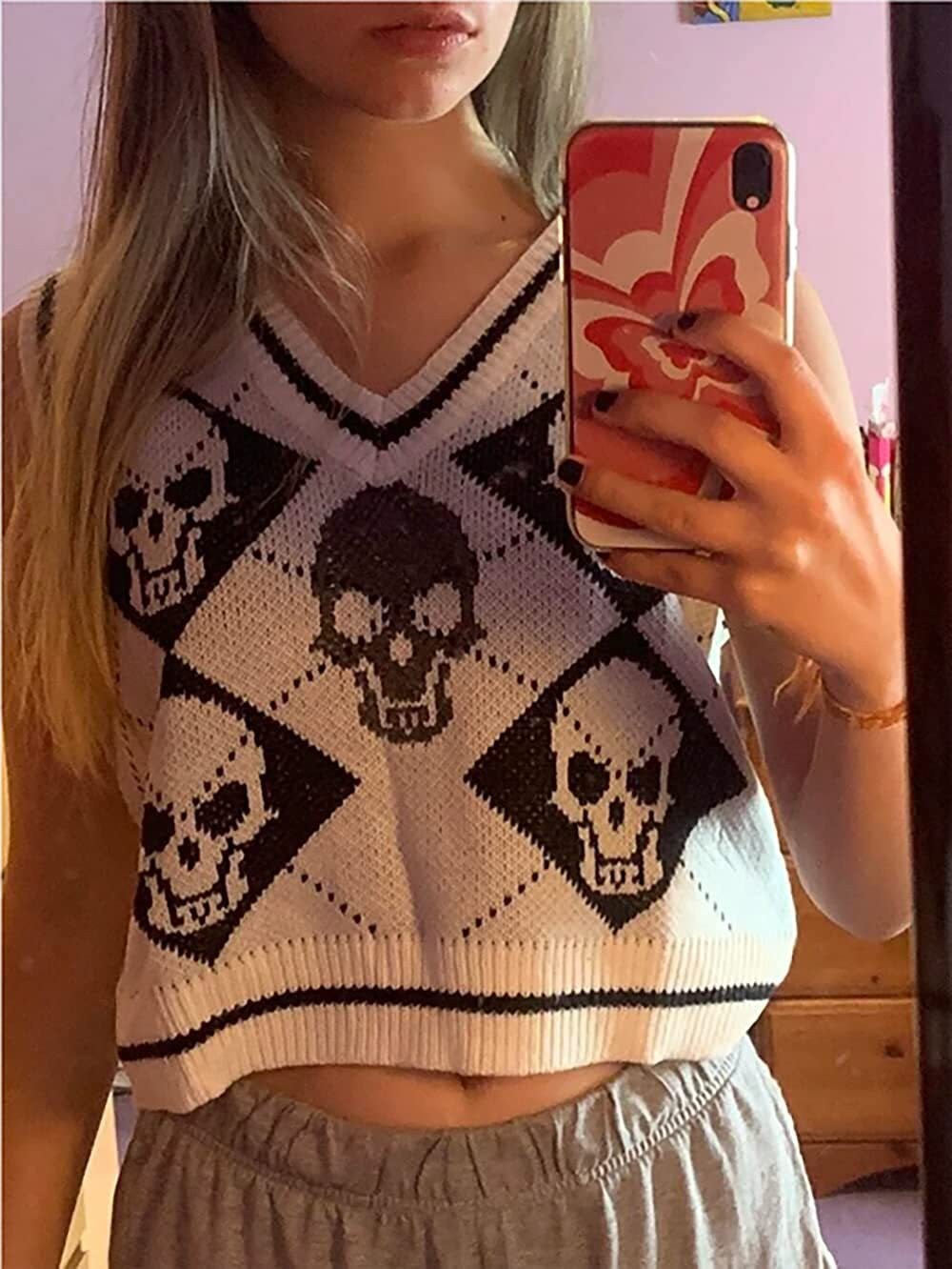 Skull Sweater Vest Image 9