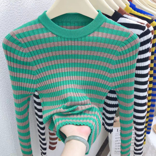 Knit Top Image 4