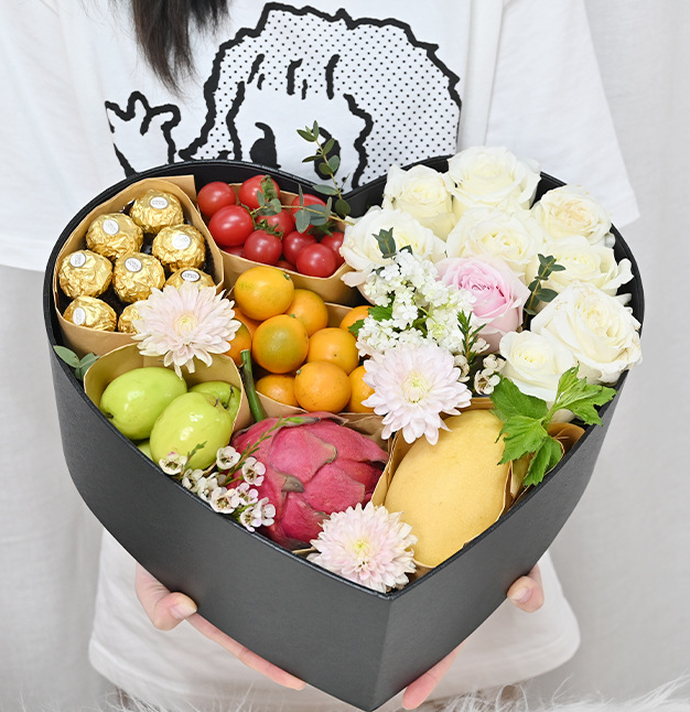 Flower Shop Materials Flower Bundle Packaging Round Square Strawberry Bear Silver Holding Bucket Flower Box Gift Box Flowers Holding Bucket