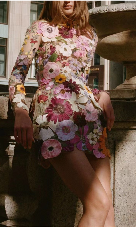 WOLFF Perfektes Blumenkleid Image 2
