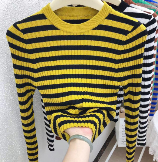 Knit Top Image 5