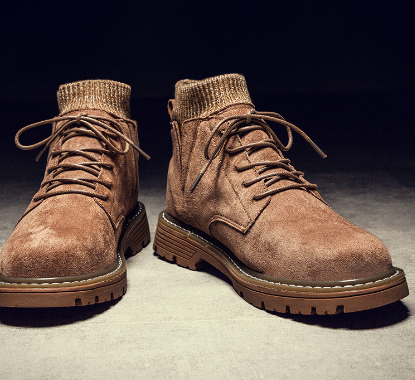 BRETTO Slip-On Boots in action
