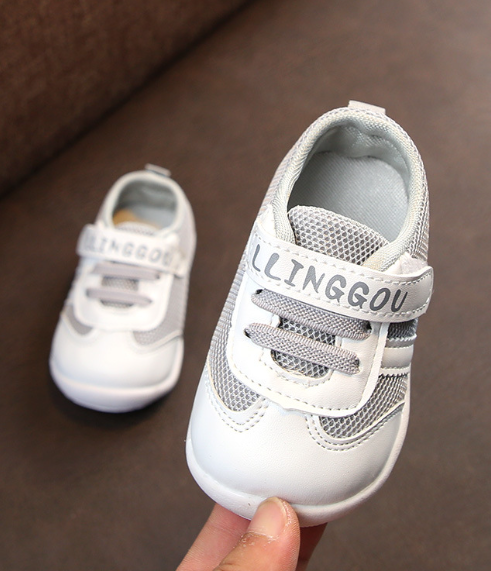 Baby Walking Shoes Image 3