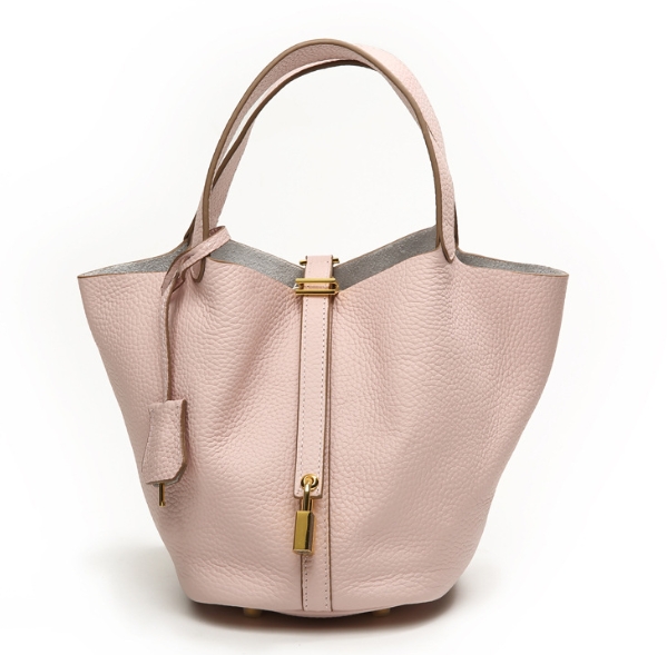 Versatile Bucket Bag for daily use