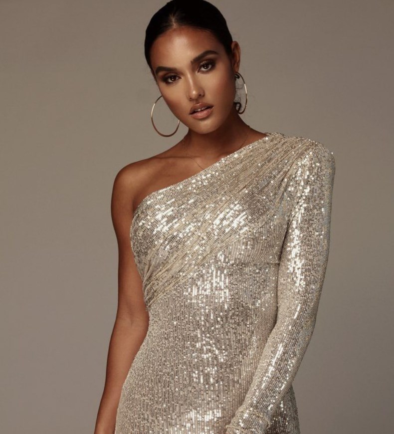 Off-Shoulder Silver Bodycon Dress 3