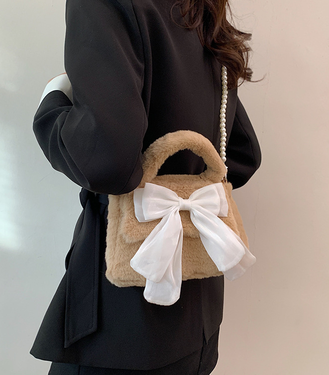 Bucket Bag Image 1