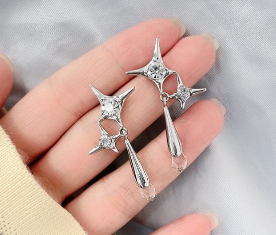 Pendientes Cruz Estrella Aguja