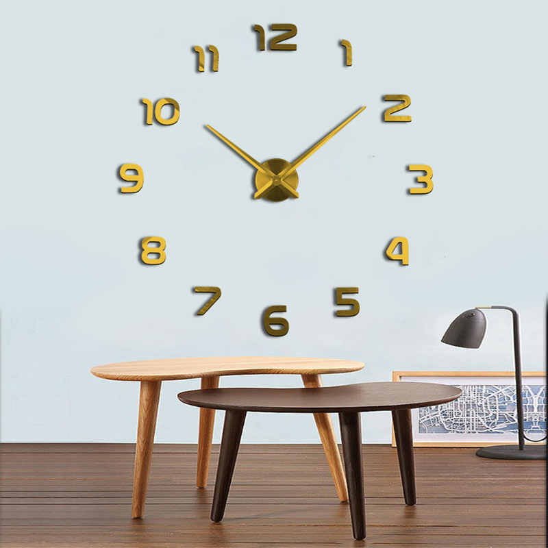 Elegant Wall Clock Design