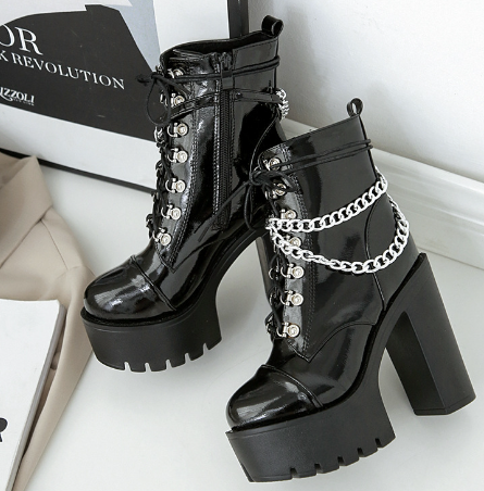 Women's Boots Image 3
