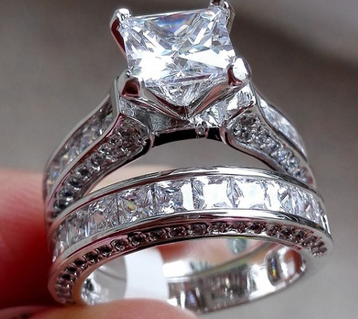 Zirconia Wedding Ring Set Image 1