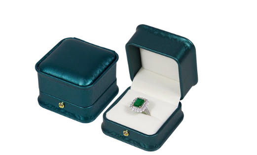 Jewelry Case Image 1