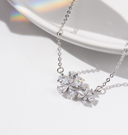Zircon Flower Necklace - White Gold