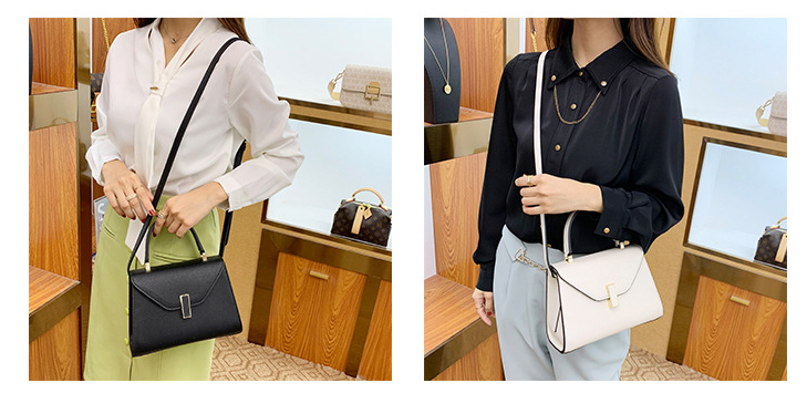 Lock Buckle Handbag - Black