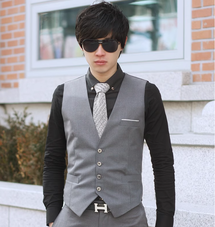 Men's Vest Image 3