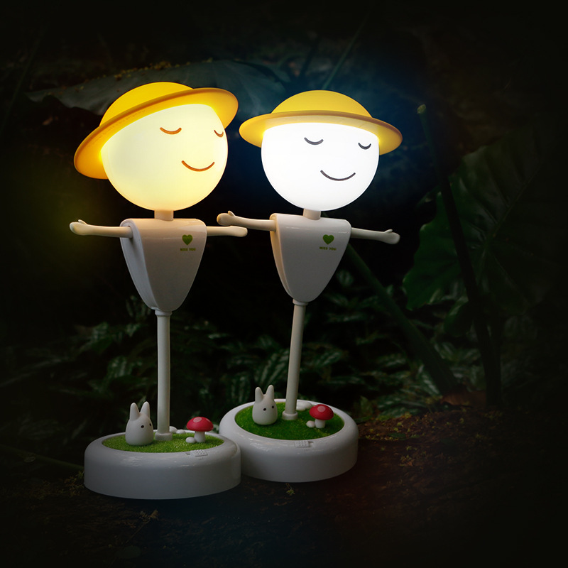 LED Night Light Scarecrow Design