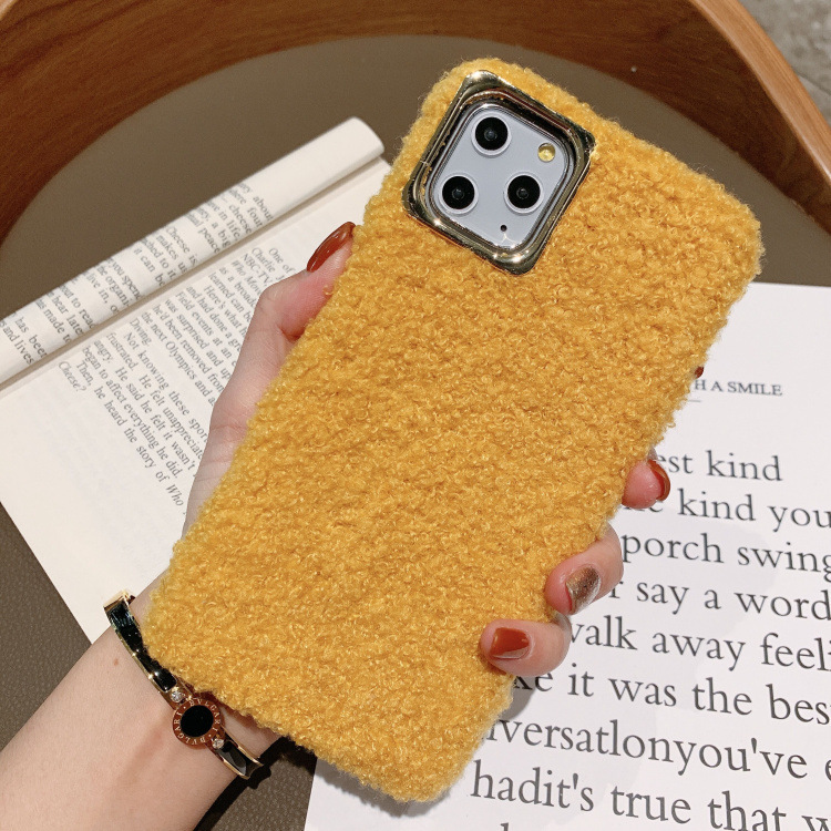 Lamb Plush Mobile Phone Case - Variation 3
