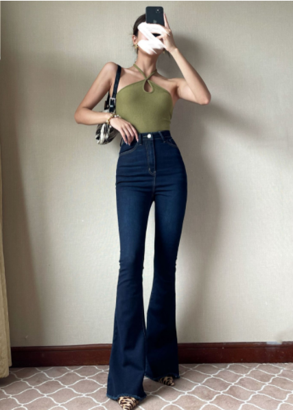 Women's Stylish High-Rise Bell-Bottom Jeans Image 5