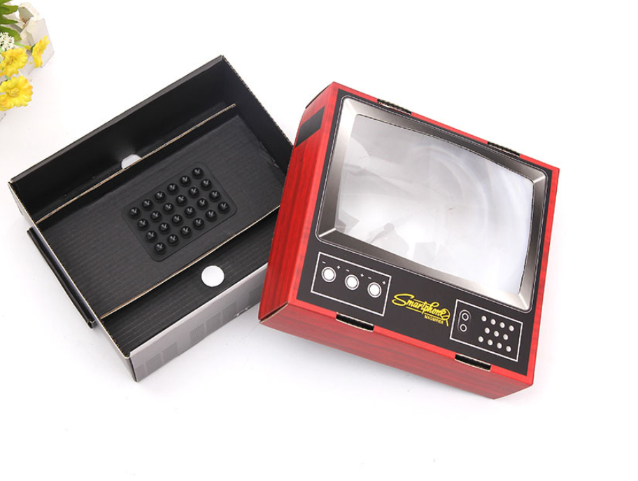 Retro TV Phone Holder Image 2