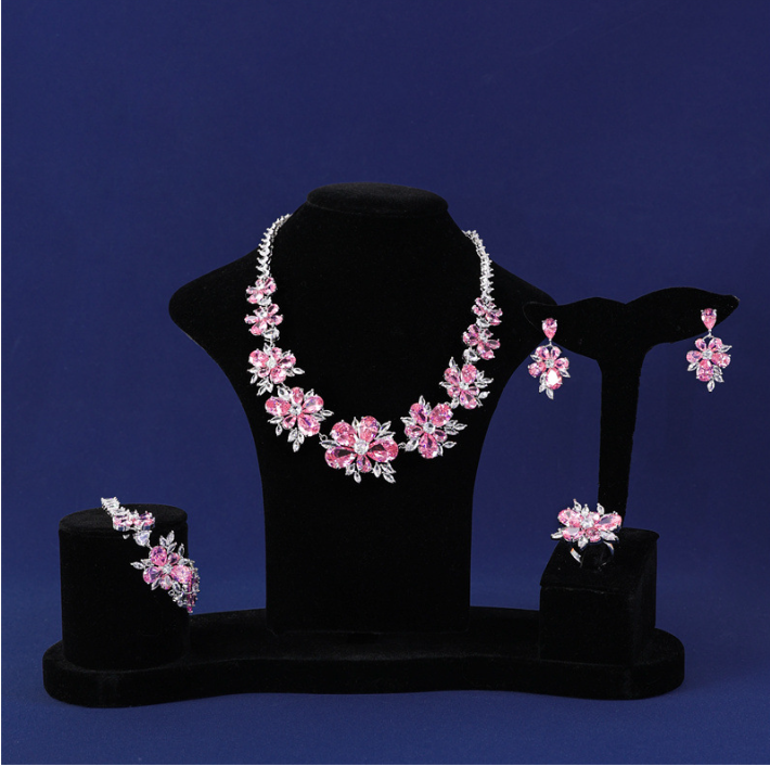 Floral Jewelry Set Image 3