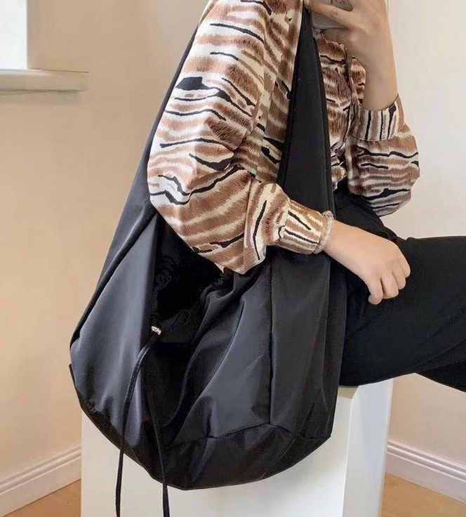 Luxury Design Bag Image 1
