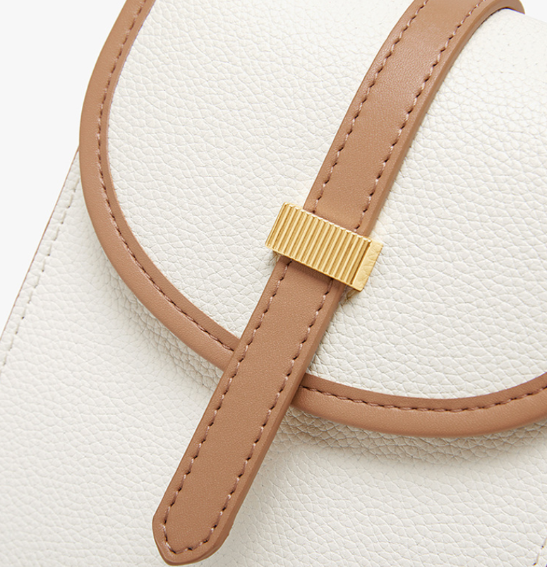 Crossbody Bag Image 3