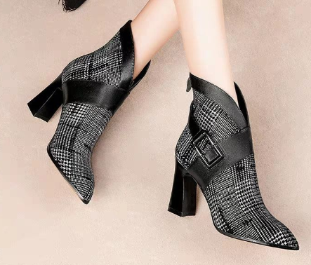 Stylish Bow Heels