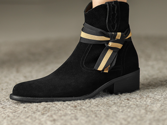 Melbourne Women's Suede Short Boot - Fashion Look