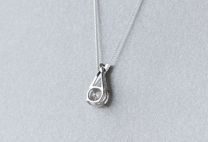 S925 Silver Necklace - Close-Up