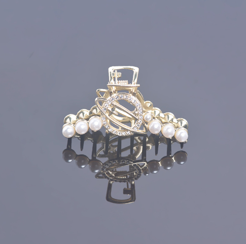 Pearl Hair Clip 3