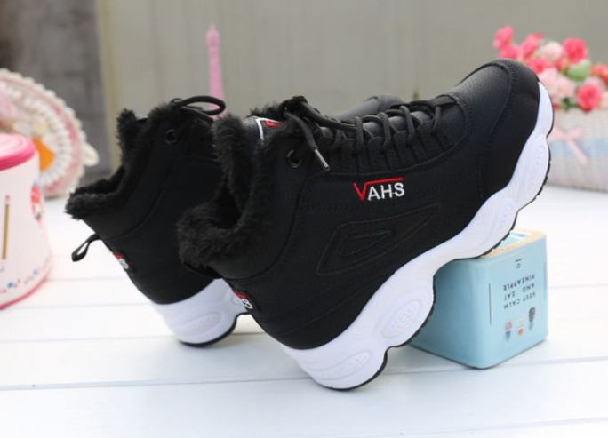 Sporty Cotton Shoes - Image 2