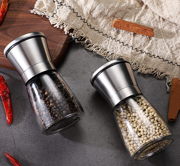 Salt and Pepper Grinder Set 2