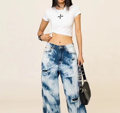 Embroidered Short Sleeve Top - Style Image 5