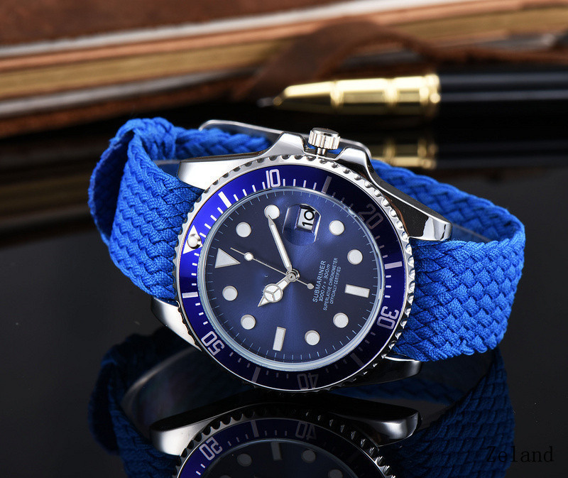 Men's Watch Image 6