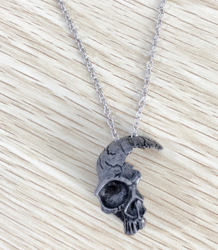 Half-face Skull Necklace - Gold