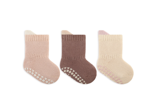 3 pairs of anti-slip socks