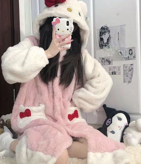 Hello Kitty Pajama Set 2