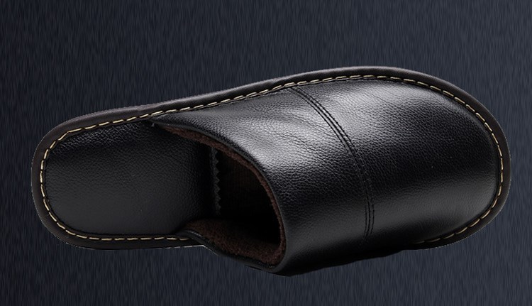 Elegant Baotou Leather Slippers