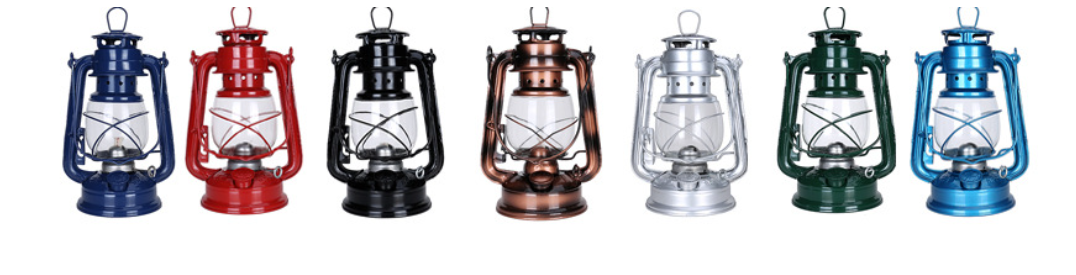 Kerosene Lamp in Silver